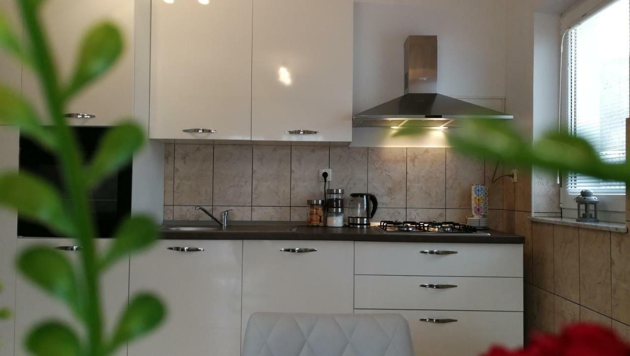 Barbara Lägenhet Otočac Exteriör bild